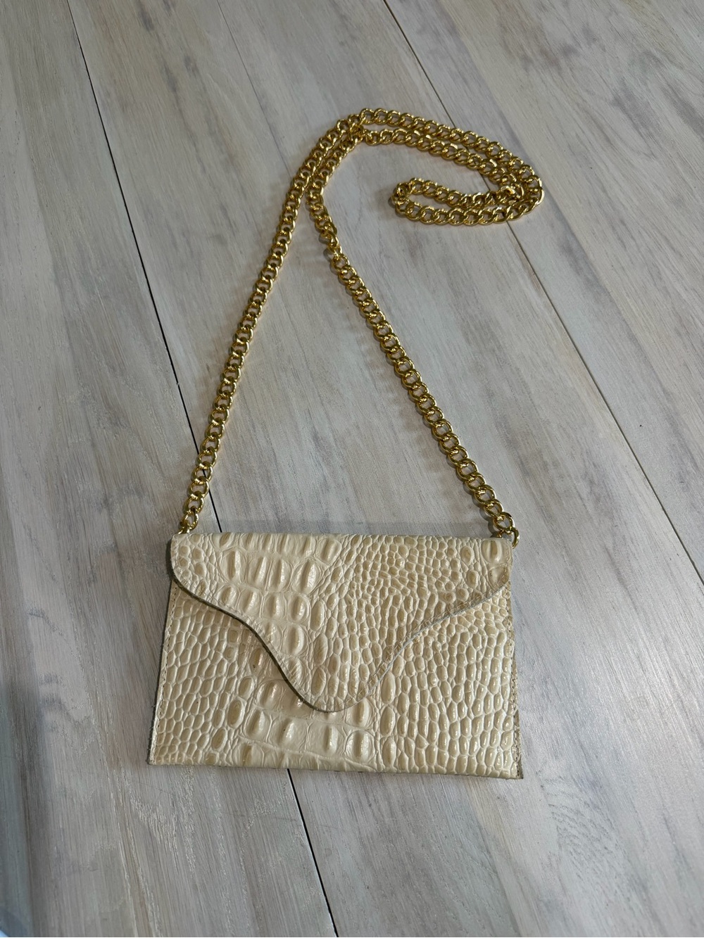 JJ Winters Gold-Tone Chain Cream Croc-Embossed Crossbody Bag